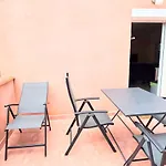 - Climatise 2 Avec Terrasse - Et Commerces A Pied - Parking - 4 Personnes - Chien Accepte דירה *